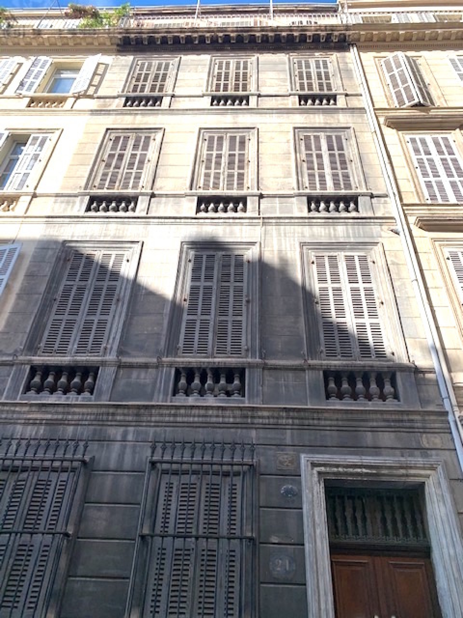 Vente Immeuble 433m² 15 Pièces à Marseille (13005) - Immobiliere Bernard Helme